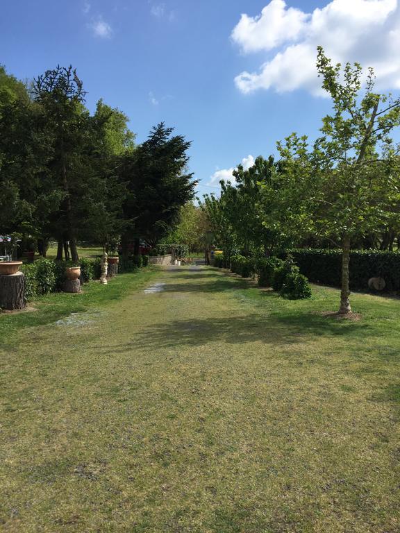 Agriturismo Pianezze Villa Grotte di Castro Екстериор снимка