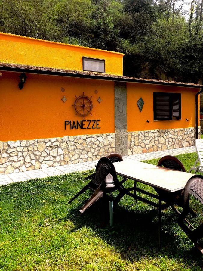 Agriturismo Pianezze Villa Grotte di Castro Екстериор снимка